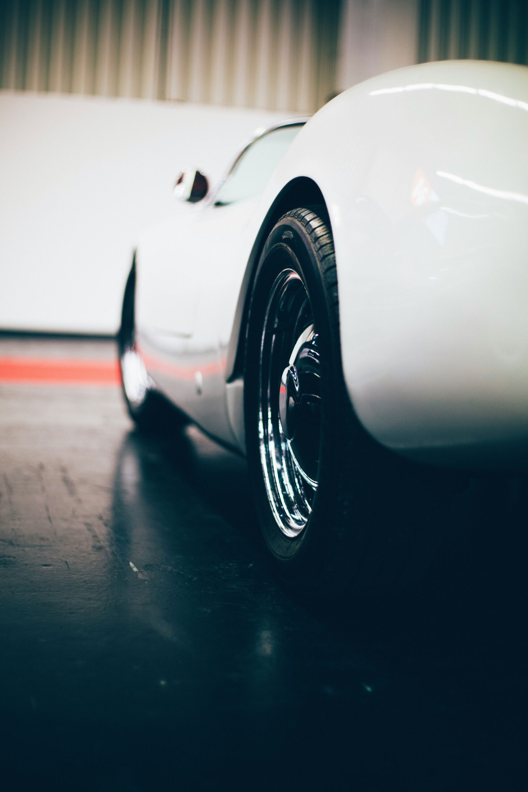 classic luxury cars dealership
